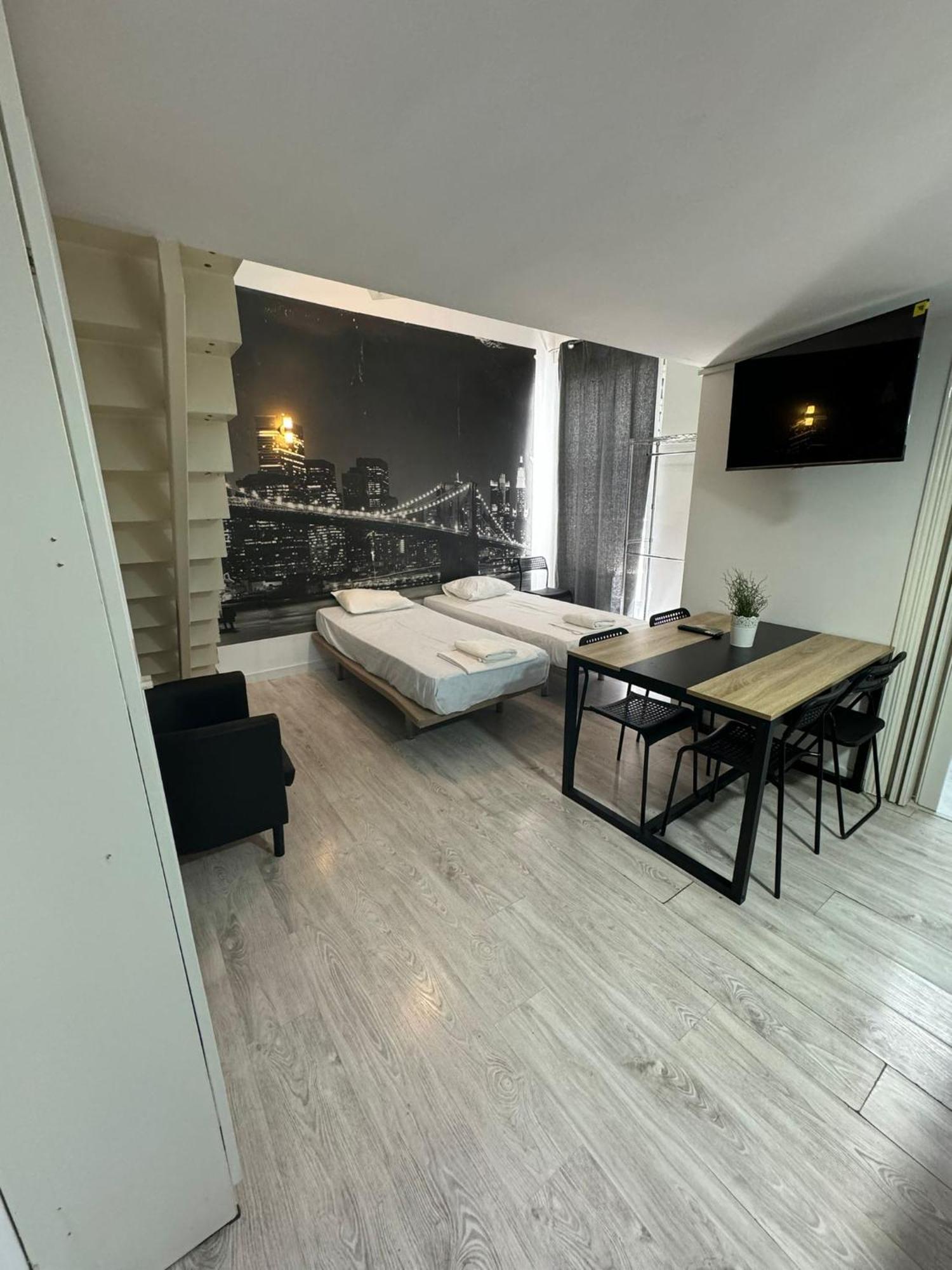 Apartamentos Sol Mayor Madrid Buitenkant foto