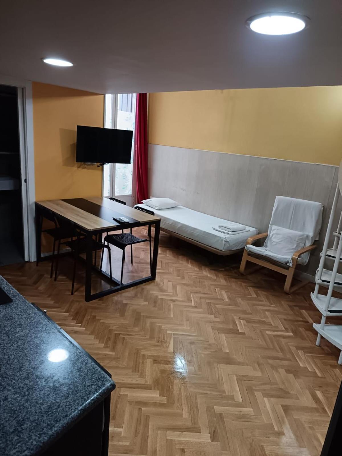 Apartamentos Sol Mayor Madrid Buitenkant foto