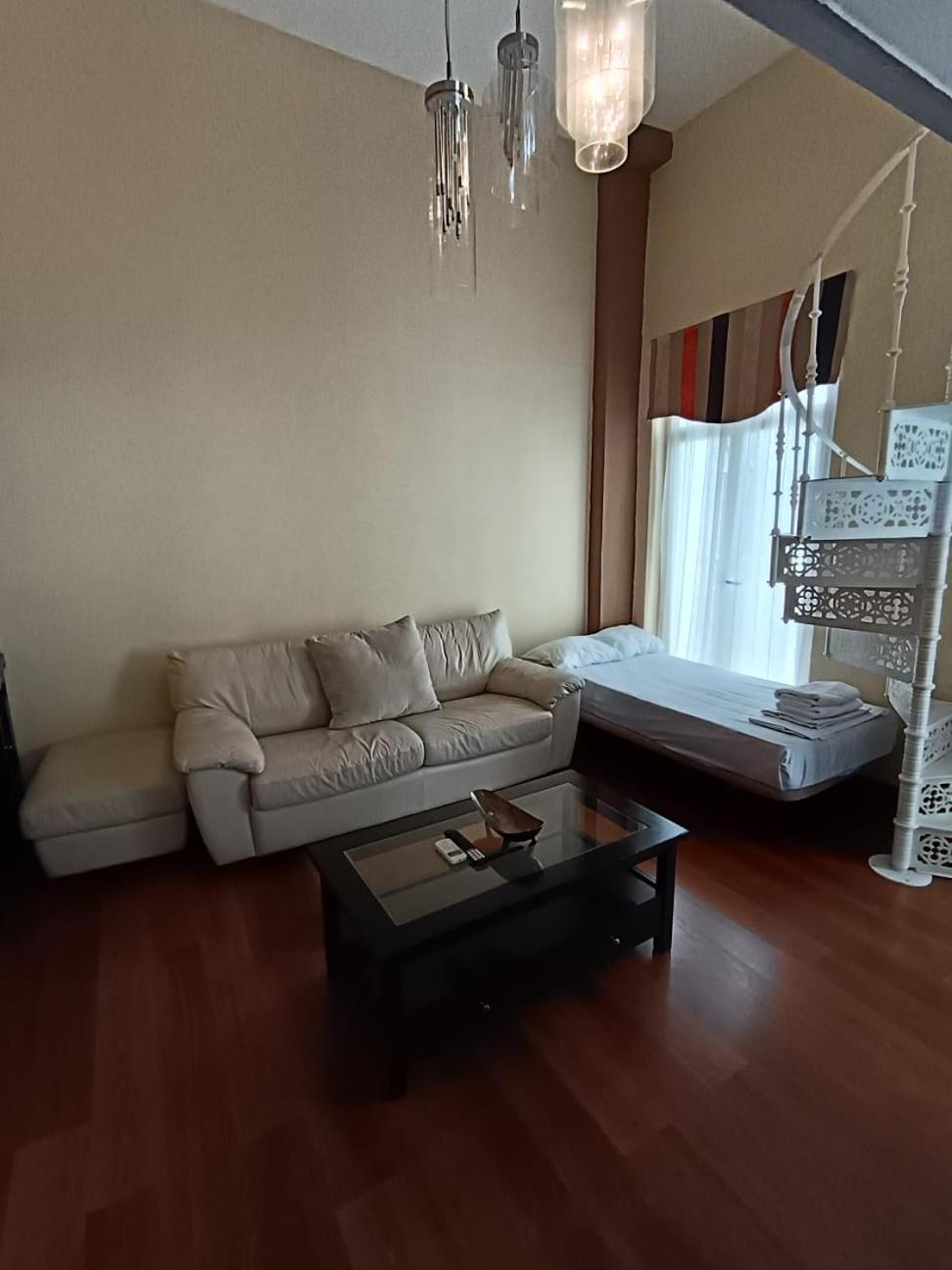 Apartamentos Sol Mayor Madrid Buitenkant foto